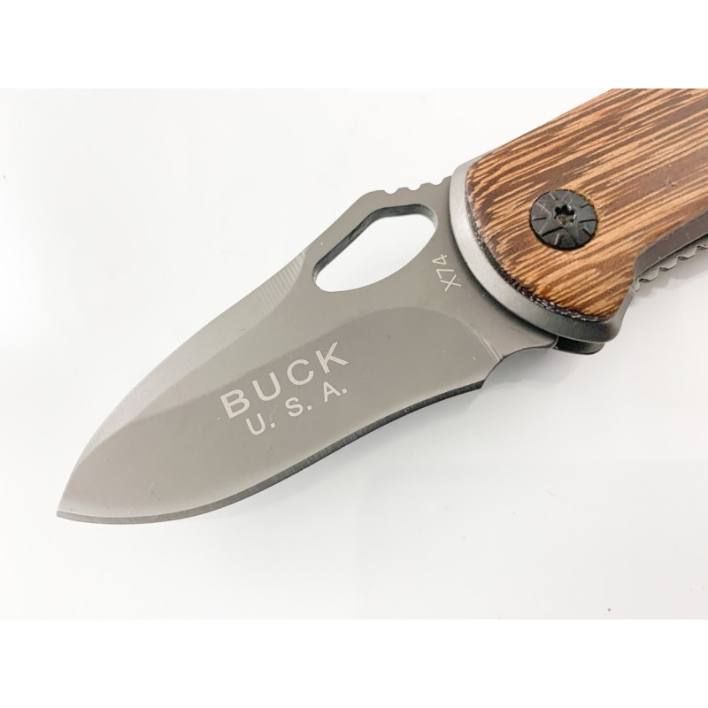 Сгъваем джобен нож с иноксово покритие и дървени чирени Buck X74