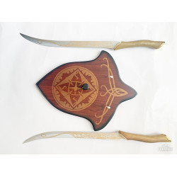 Комплект Елфически Мечове На Леголас От Властелина На Пръстените, Дървена Стойка За Стена