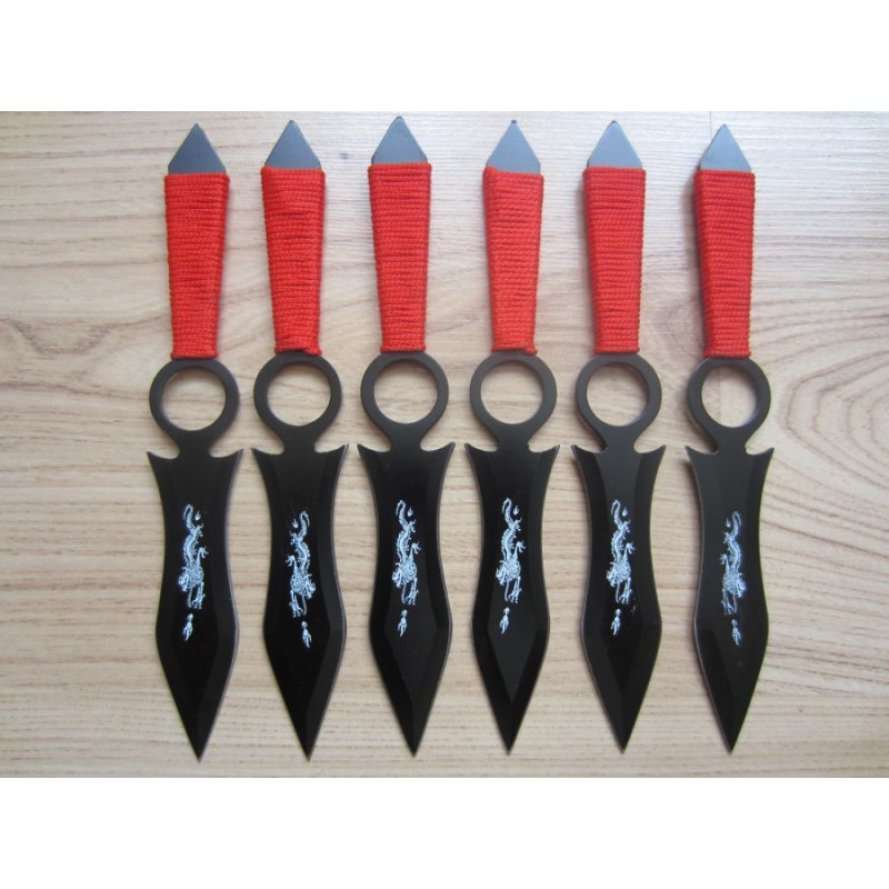 Комплект от шест броя ножове / ками за хвърляне със щампа дракон и текстилен калъф