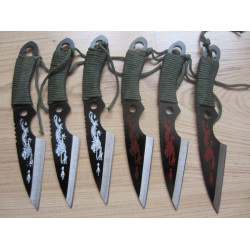 Комплект от шест броя ножове / ками за хвърляне със щампа от бял и червен дракон 