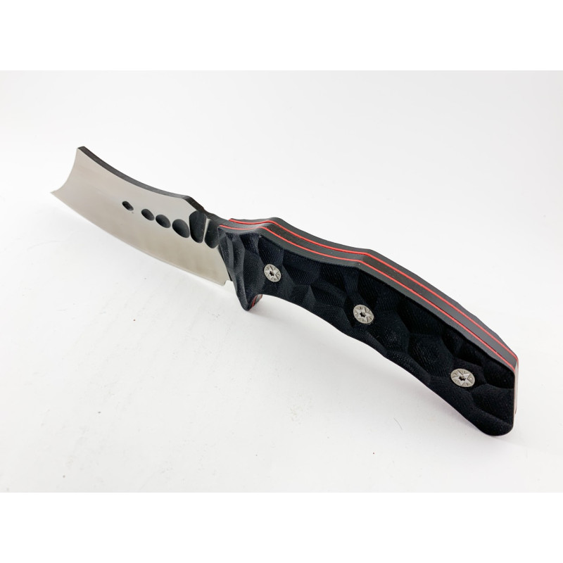 Ловен нож със съвременен футуристичен дизайн и дръжка микарта