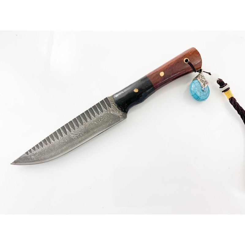 Ръчно направен ловен нож от дамаска стомана с VG 10 сърцевина и дървен калъф