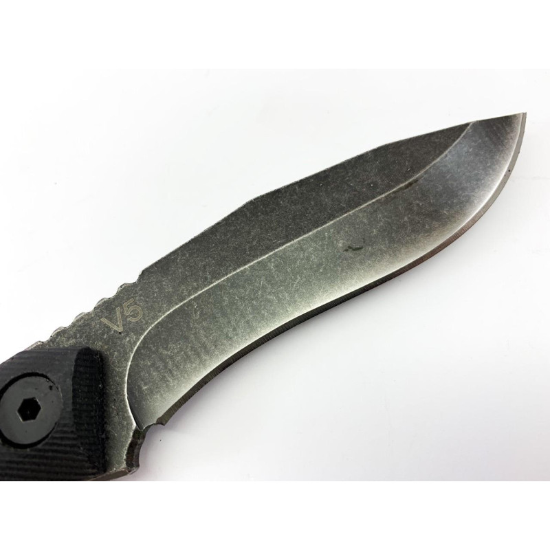 Ловен нож от масивна закалена стомана V5 подходящ за дране