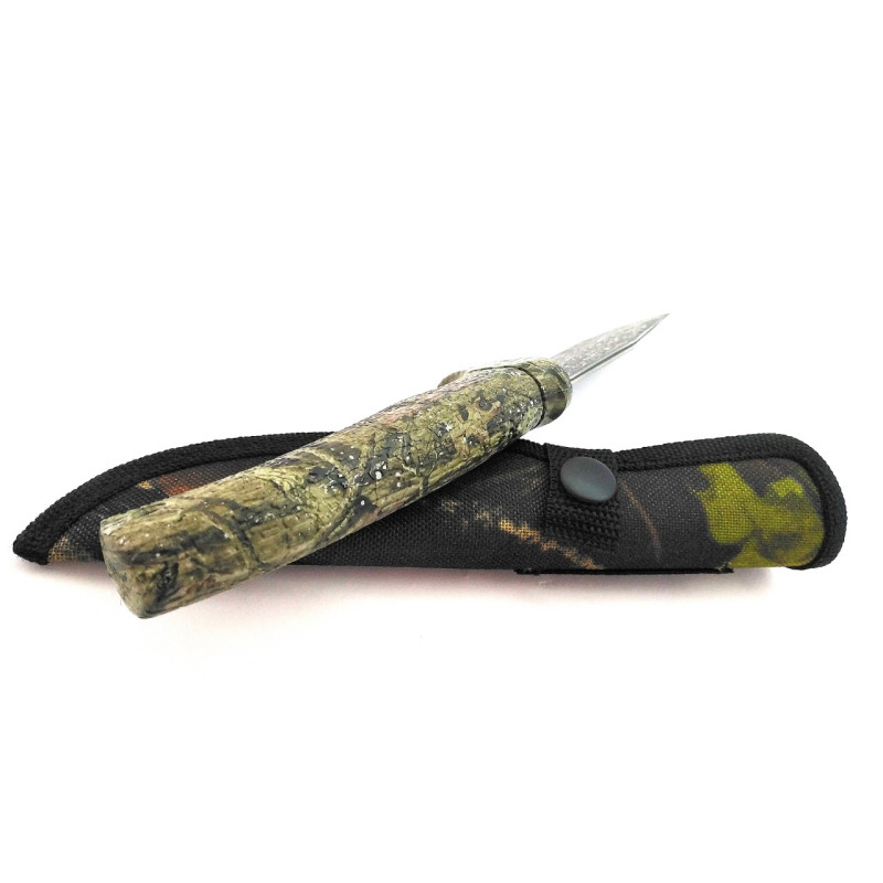 Ловен нож с каучукова дръжка,камуфлажен калъф и шарки дамаска стомана