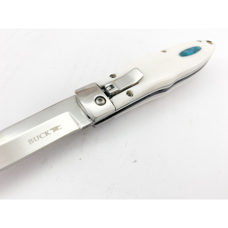 Сгъваем автоматичен нож Buck с дръжка от бял кориан
