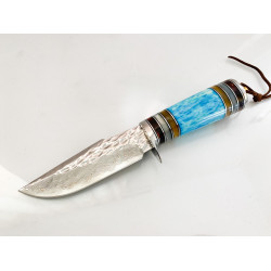 Ловен нож ръчно направен от дамаска японска стомана,дръжка от цветен кориан