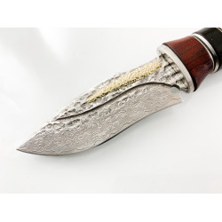 Ловен нож ръчно направен от дамаска японска стомана и бронзов елемент