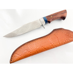 Ловен нож от японска дамаска стомана , дръжка от сандалово дърво