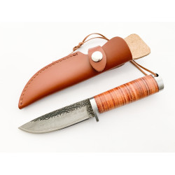 Ръчно кован ловен нож за дране със шарка имитираща дамаска стомана