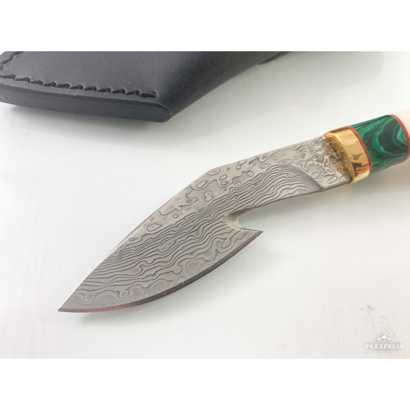 Ръчно направен ловен нож от дамаска стомана и еленов рог