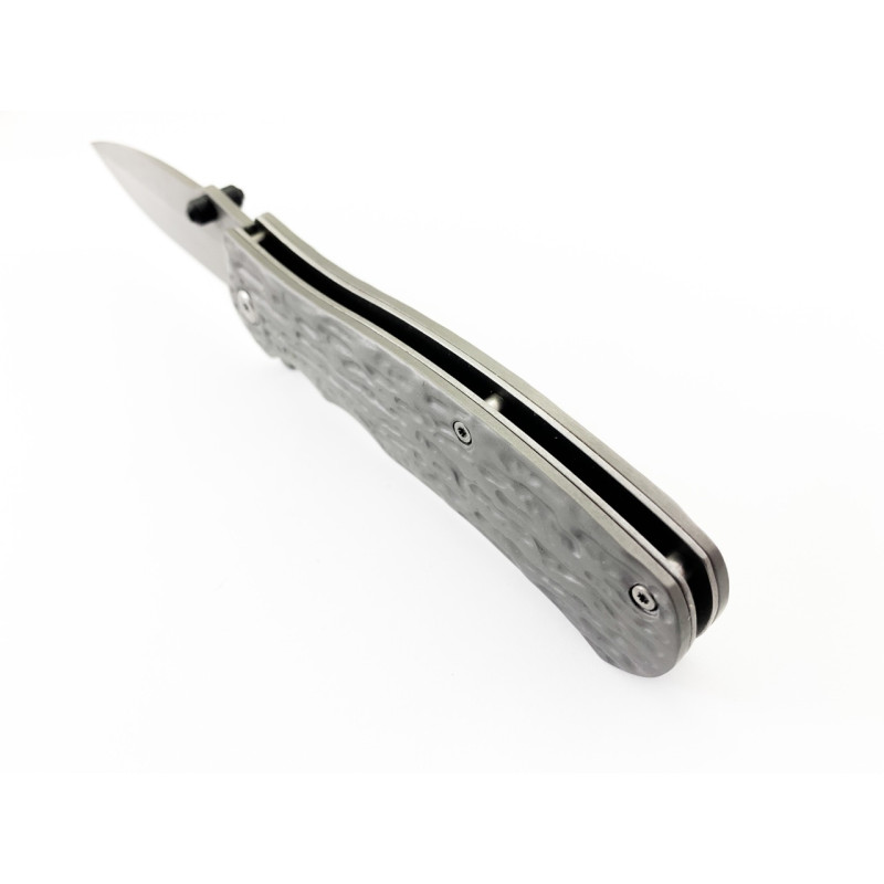 Сгъваем автоматичен нож ,изцяло метален с клипс за носене на колан