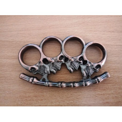 Тежък метален бокс за самозащита с черепи и кости червеникавокафяв цвят