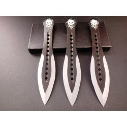 Масивни тежки ками с черно покритие и черепи Zombie