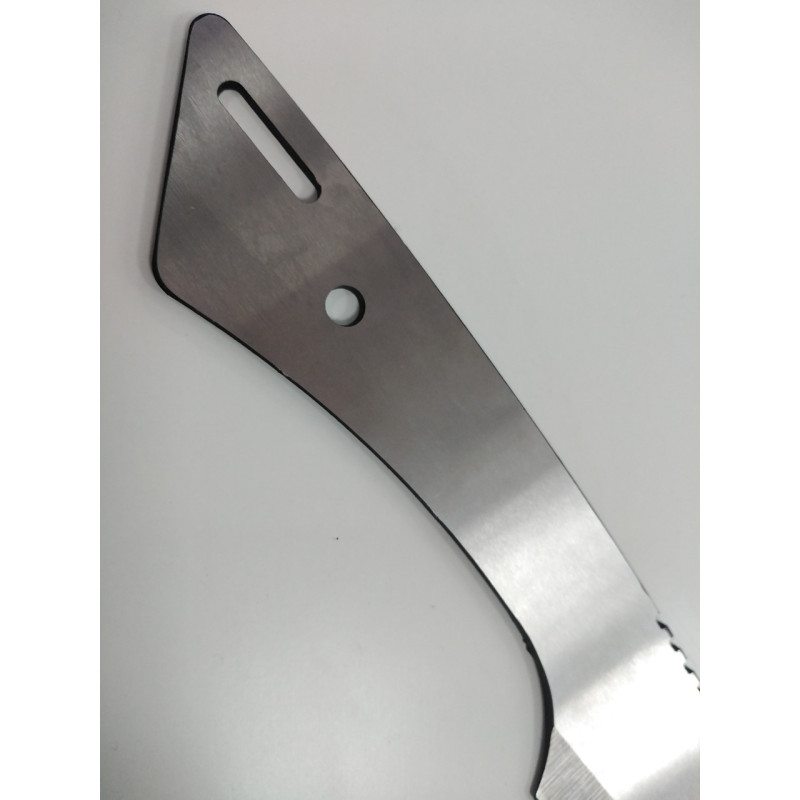 Заготовка острие за ловен нож от закалена хром ванадиева стомана