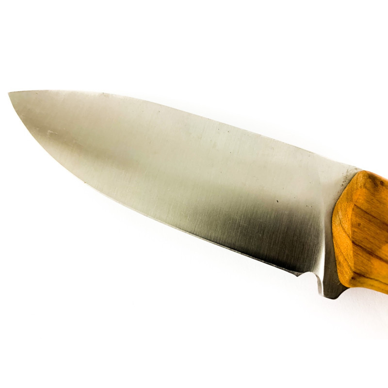 Ловен нож ръчно изработен с месингови нитове и дръжка от черница,кожена кания