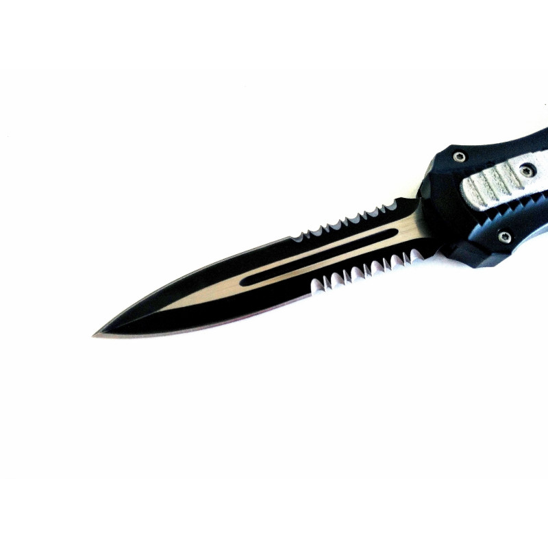 Microtech Black OTF- сгъваем автоматичен нож тип кама с една втора серетирано острие