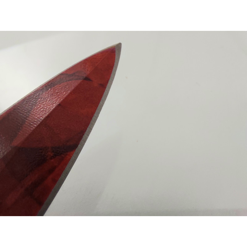 Двуостра кама шурикен кунай за хвърляне червен цвят с отвор за пръста model Breaker