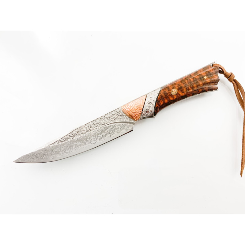 Ловен нож ръчно направен от дамаска японска стомана с чирени от Snakewood