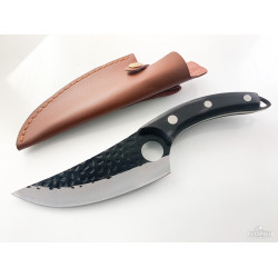 Ловен нож ръчно направен от кована стомана извито острие с тефлоново покритие подходящ за дране