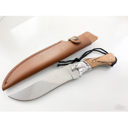 Руски ловен нож Орел с кожена кания остър като бръснач подходящ за лов