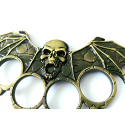 Метален бокс за колекция прилеп с череп Метален бокс за колекция прилеп с череп