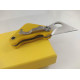 Малко мини джобно ножче Yellow color с клипс за колан дизайн зaимстван от Spyderco