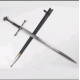 Легендарният меч Андурил с елфически надпис на острието
