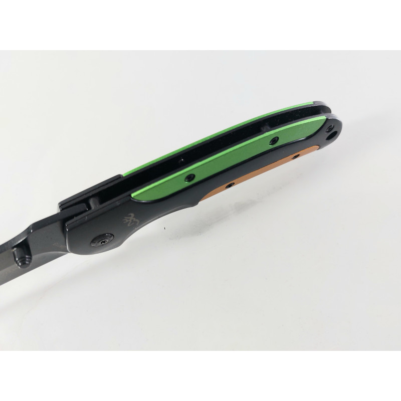 Сгъваем автоматичен нож с черно антирефлекторно покритие Browning DA113