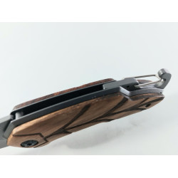 Малък сгъваем джобен нож със сиво титаниево покритие Buck X84 Малък сгъваем джобен нож със сиво титаниево покритие Buck X84