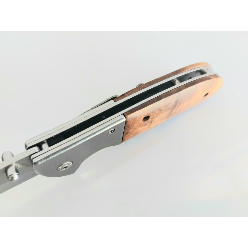 Сгъваем автоматичен  джобен нож с дървени чирени - Boker DA72
