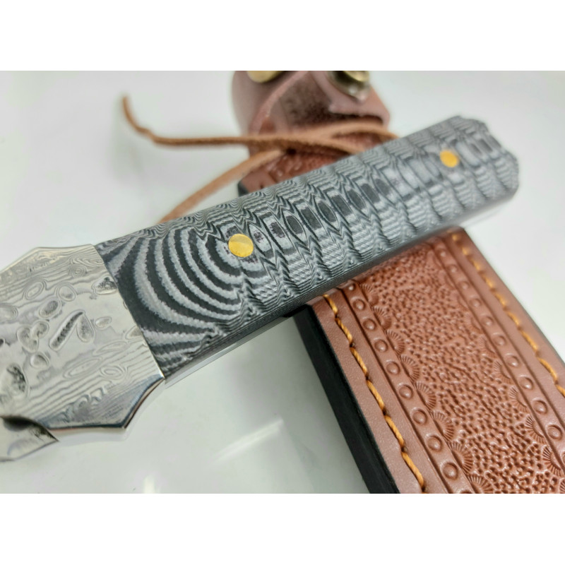 Ръчно направена кама двуостра от японска дамаска стомана с кожена кания