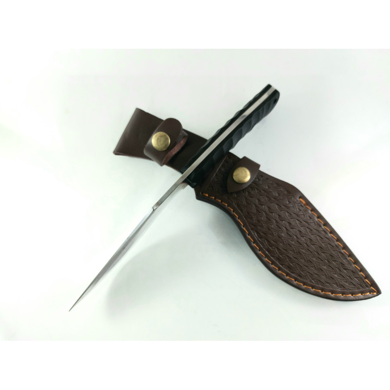 Ловен нож тип кукри с кожена кания ръчно изработен фултанг с G10 дръжка