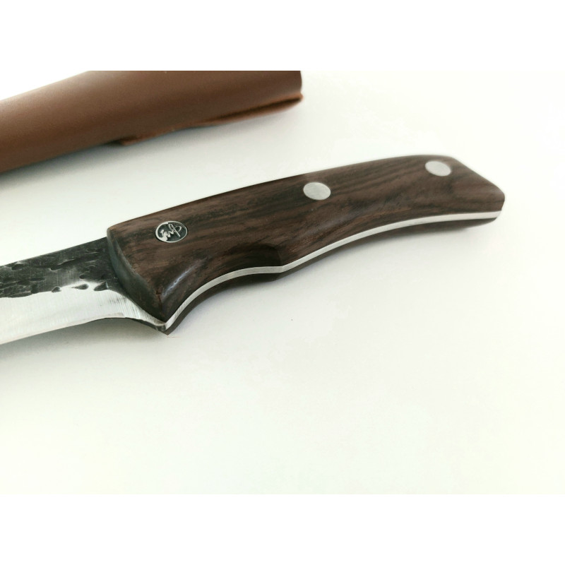 Ловен касапски нож ръчно кован с дръжка от махагон
