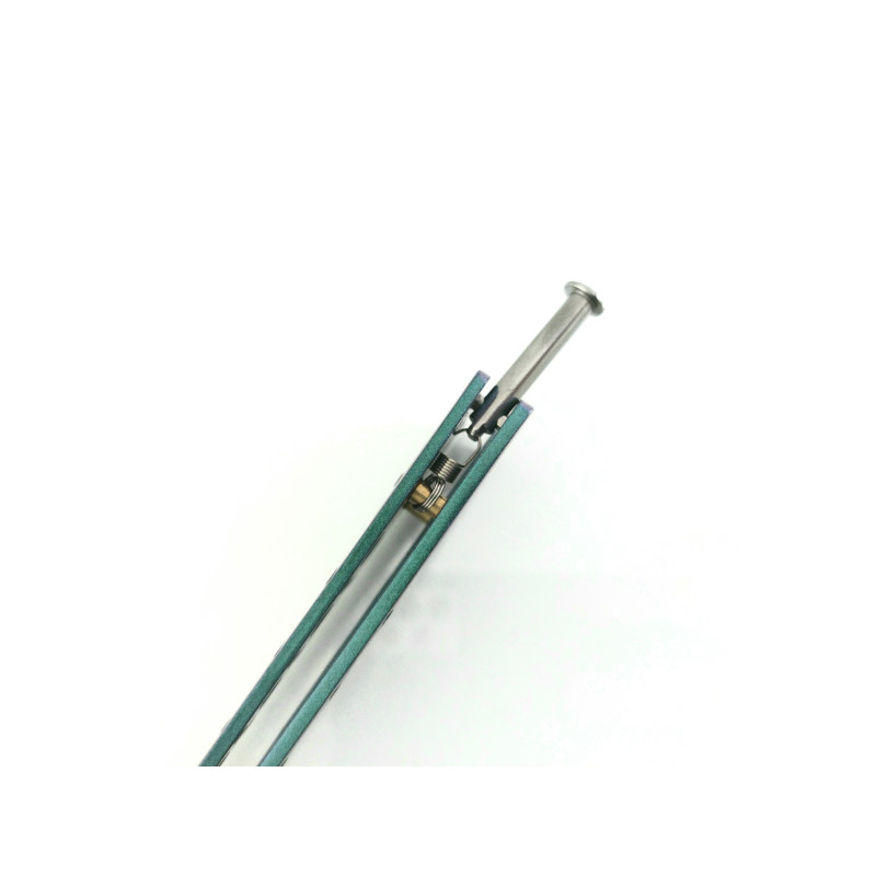 Метален нож пеперуда подходящ за трикове пружинен механизъм тип танто  електриково зелено