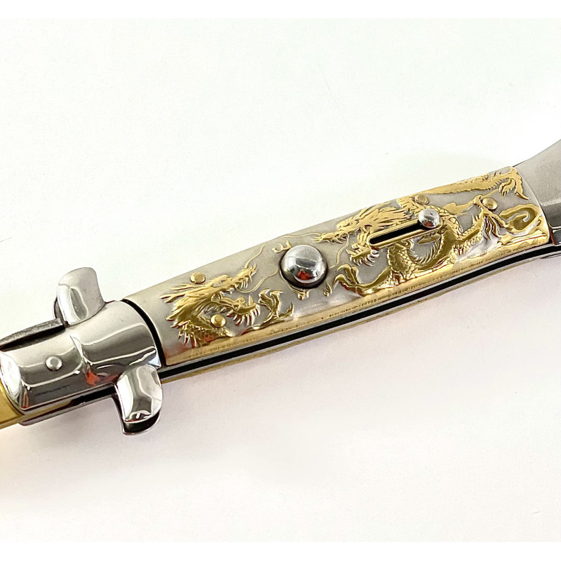 Автоматичен сгъваем джобен нож с кожен калъф АК Gold Dragon змиевидно острие