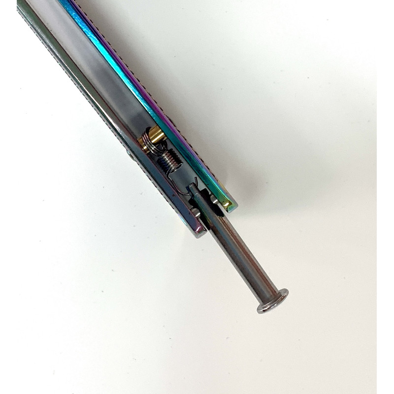Масивен метален нож пеперуда за тренировка пружинен механизъм Rainbow футуристичен дизайн