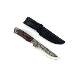 Ловен нож с инкрустирани вълци на острието модел FB291