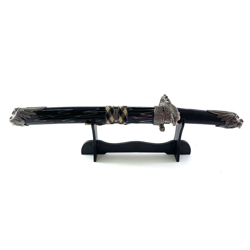 Сувенирен меч с поставка с метални инкрустации на дракони
