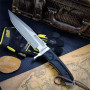 Детайл на острието и канията с надпис RAMBO – First Blood Ловен нож Rambo First Blood с черна дръжка и остър връх