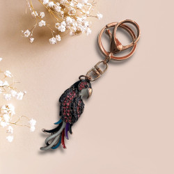 Дамски ключодържател папгал с  камъчета