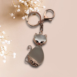 Дамски ключодържател Коте с камъни