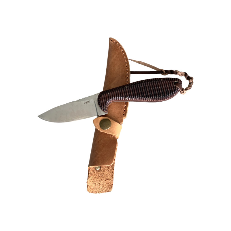 Надежден съюзник в дивата природа: Ловен нож за оцеляване, модел UC2523