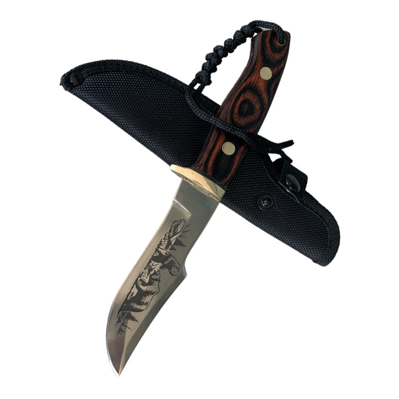 Мощ и изящество Ловен нож с гравирана мечка на острието, руски модел FB967b