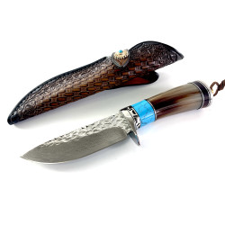 Ръчно направен ловен нож от дамаска стомана,дръжка от елонов рог