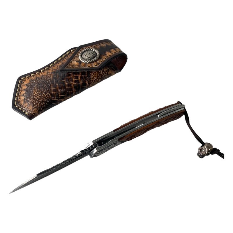 Луксозен сгъваем нож с дамаска стомана и ръчно изработен кожен калъф с украшения