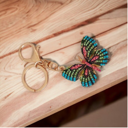 Ръчно изработен ключодържател с пеперуда от кристали - Пеперуден Полет