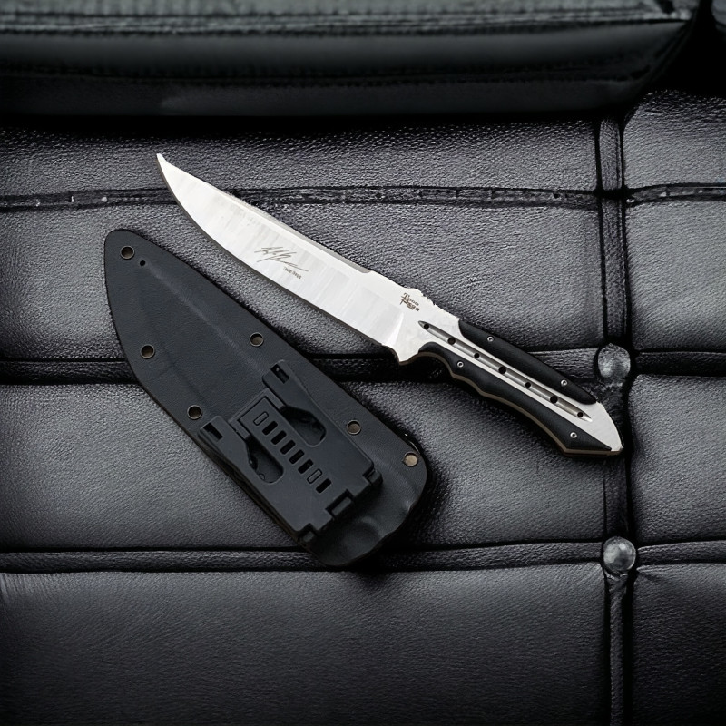 Професионален нож с фиксирано острие и калъф от kydex - Перфектният инструмент за оцеляване