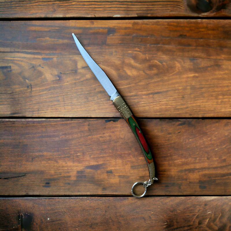 Джобен нож с тънко острие идеален за всекидневна употреба