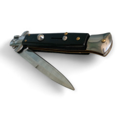 Автоматичен Нож с Бързо Отваряне и Система за Безопасност  