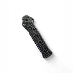 Тактически сгъваем нож с титаниево покритие и релефен дизайн